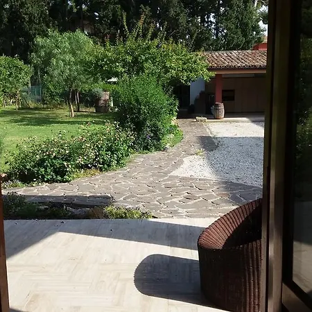 לינה וארוחת בוקר Giardino Sul Mare *